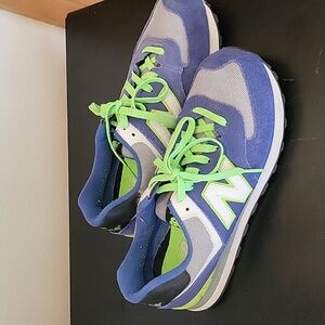 New Balance Sneakers